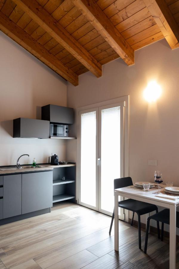 Appartamenti Del Borgo Боргосезия Екстериор снимка